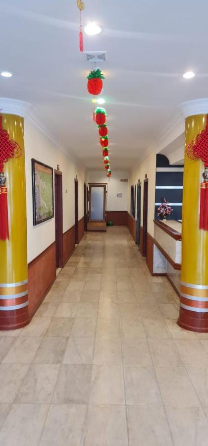 Paradise Hotel Tanjung Pinang Exterior photo