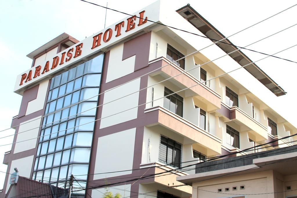 Paradise Hotel Tanjung Pinang Exterior photo