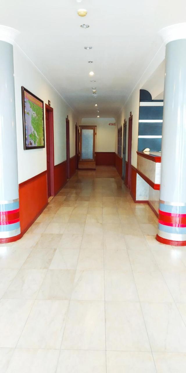 Paradise Hotel Tanjung Pinang Exterior photo